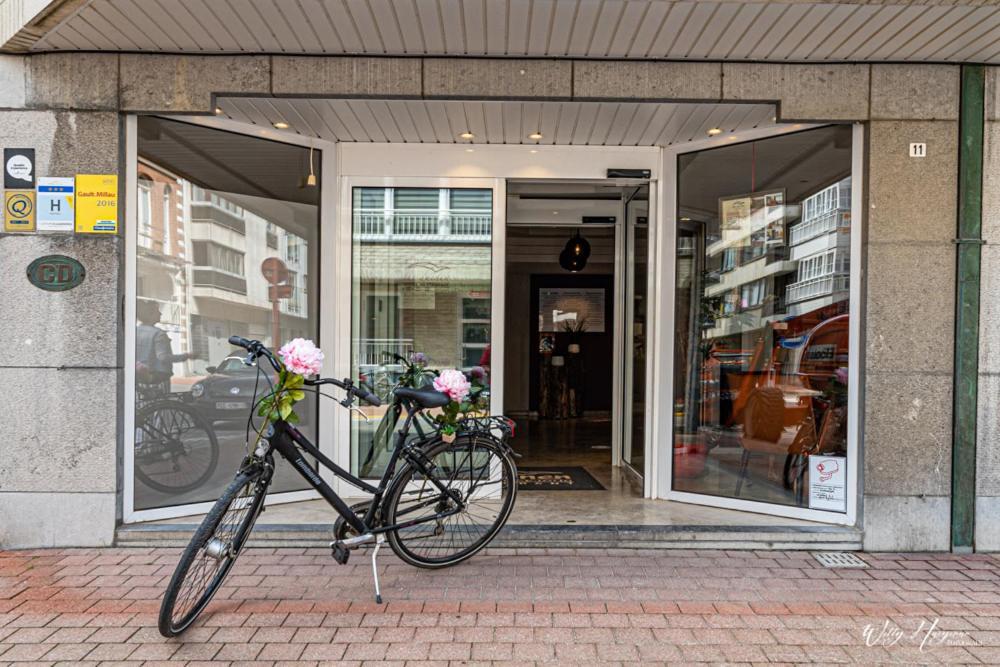 Hotel Ter Duinen - La Guera Knokke-Heist Bagian luar foto